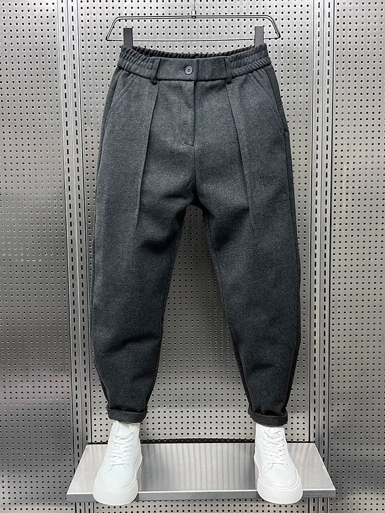 Russell™ | Relaxed Tapered Trousers