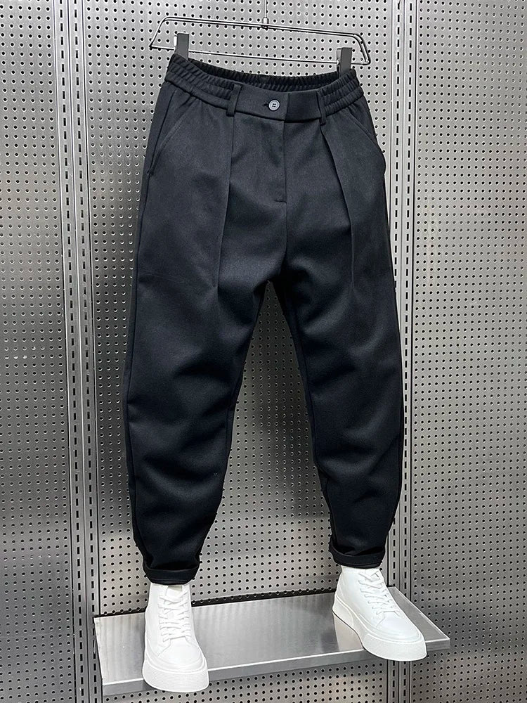 Russell™ | Relaxed Tapered Trousers