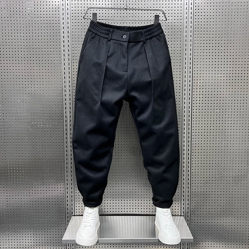 Russell™ | Relaxed Tapered Trousers